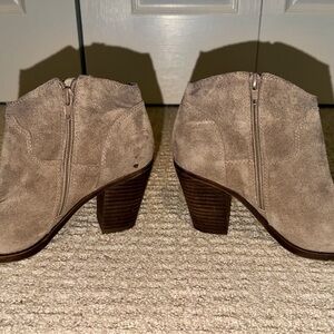 Lucky Brand Taupe Suede Ankle Booties